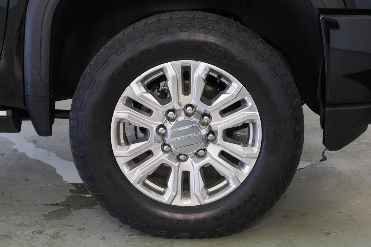 GMC Sierra 2500HD 4WD Crew Cab 159" Denali 2023