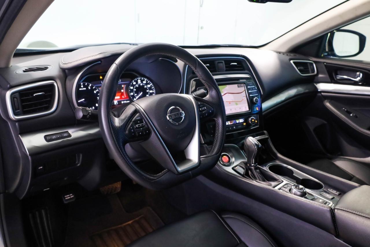 Nissan Maxima SV 3.5L 2020
