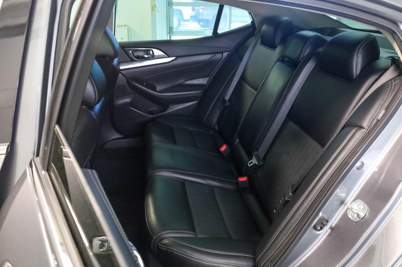 Nissan Maxima SV 3.5L 2020