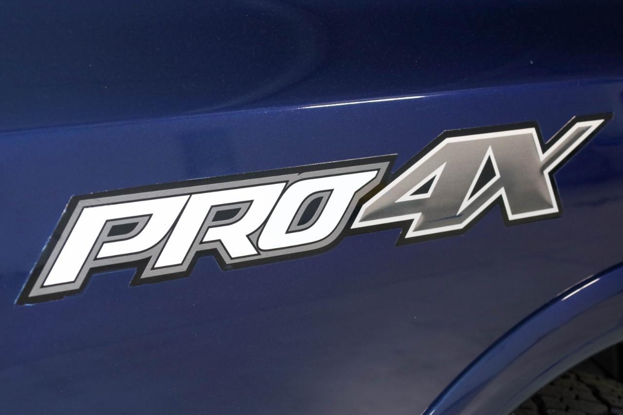 Nissan Titan 4x4 Crew Cab PRO-4X 2019