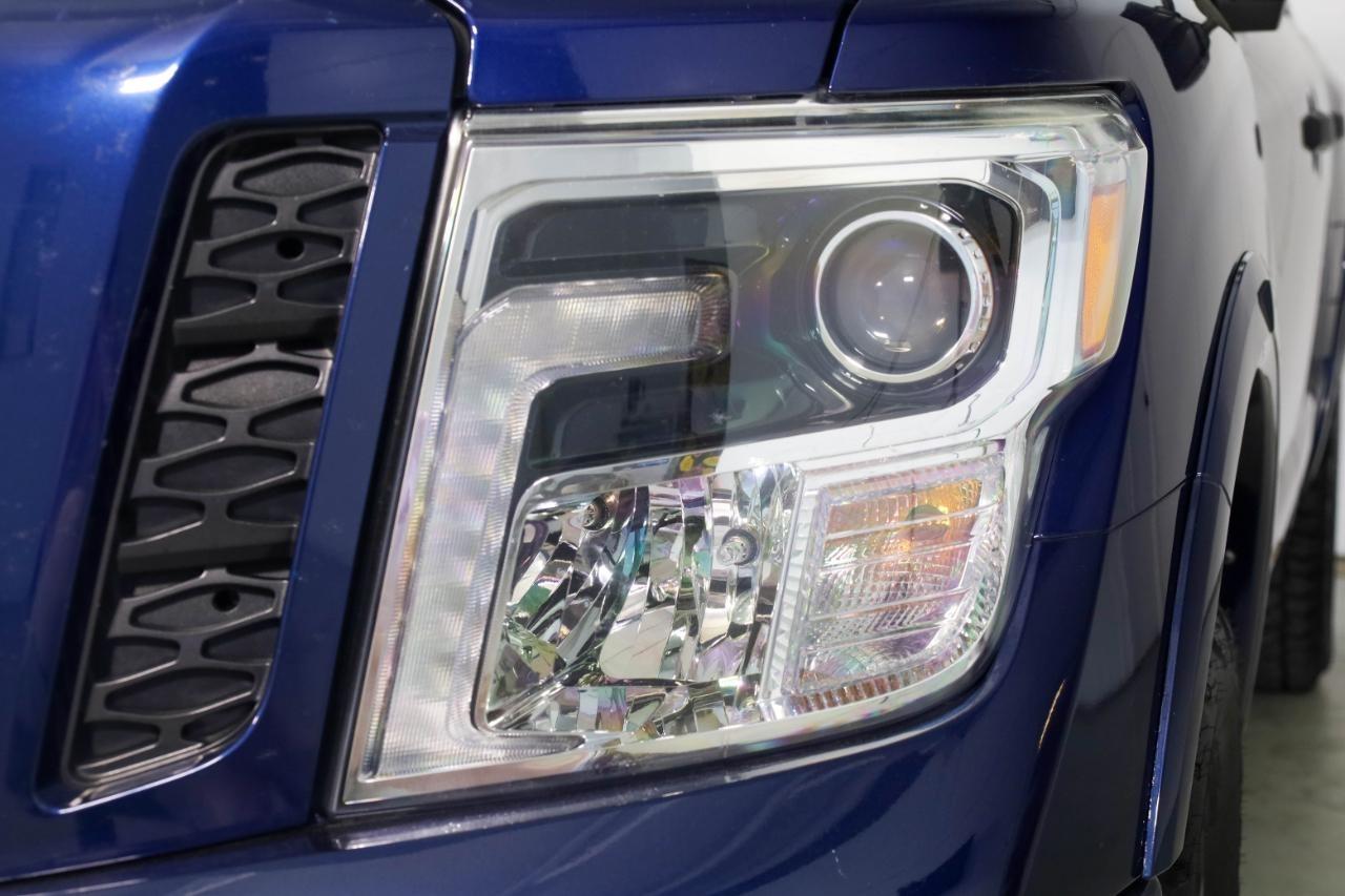 Nissan Titan 4x4 Crew Cab PRO-4X 2019