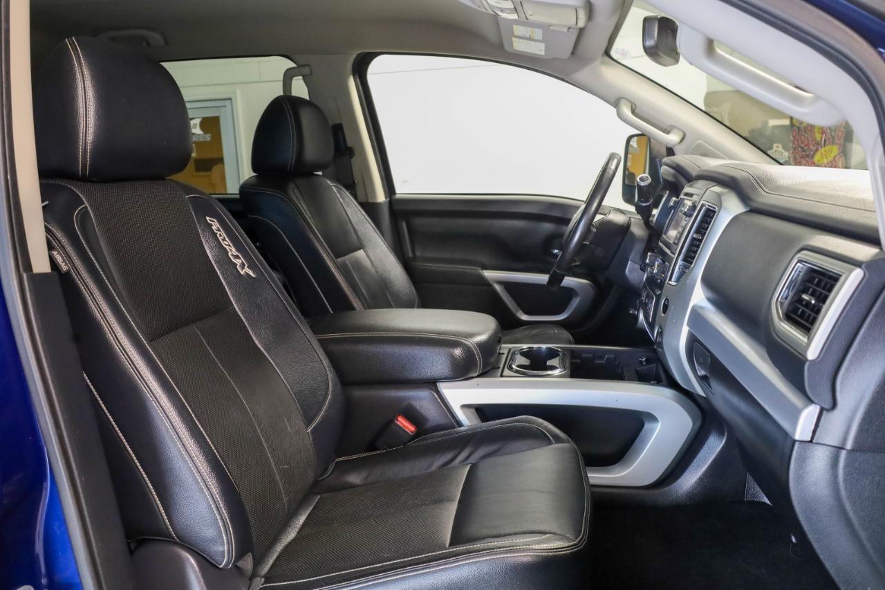 Nissan Titan 4x4 Crew Cab PRO-4X 2019