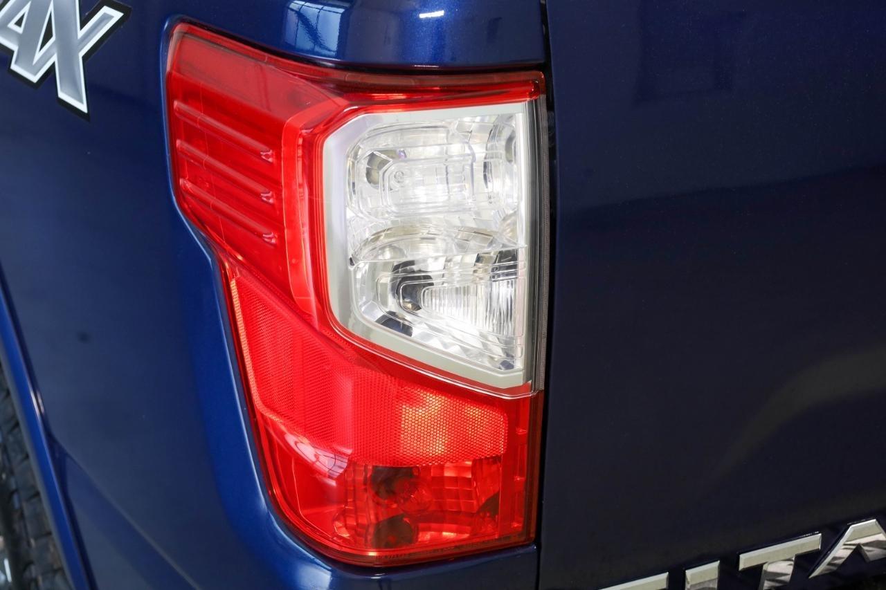 Nissan Titan 4x4 Crew Cab PRO-4X 2019