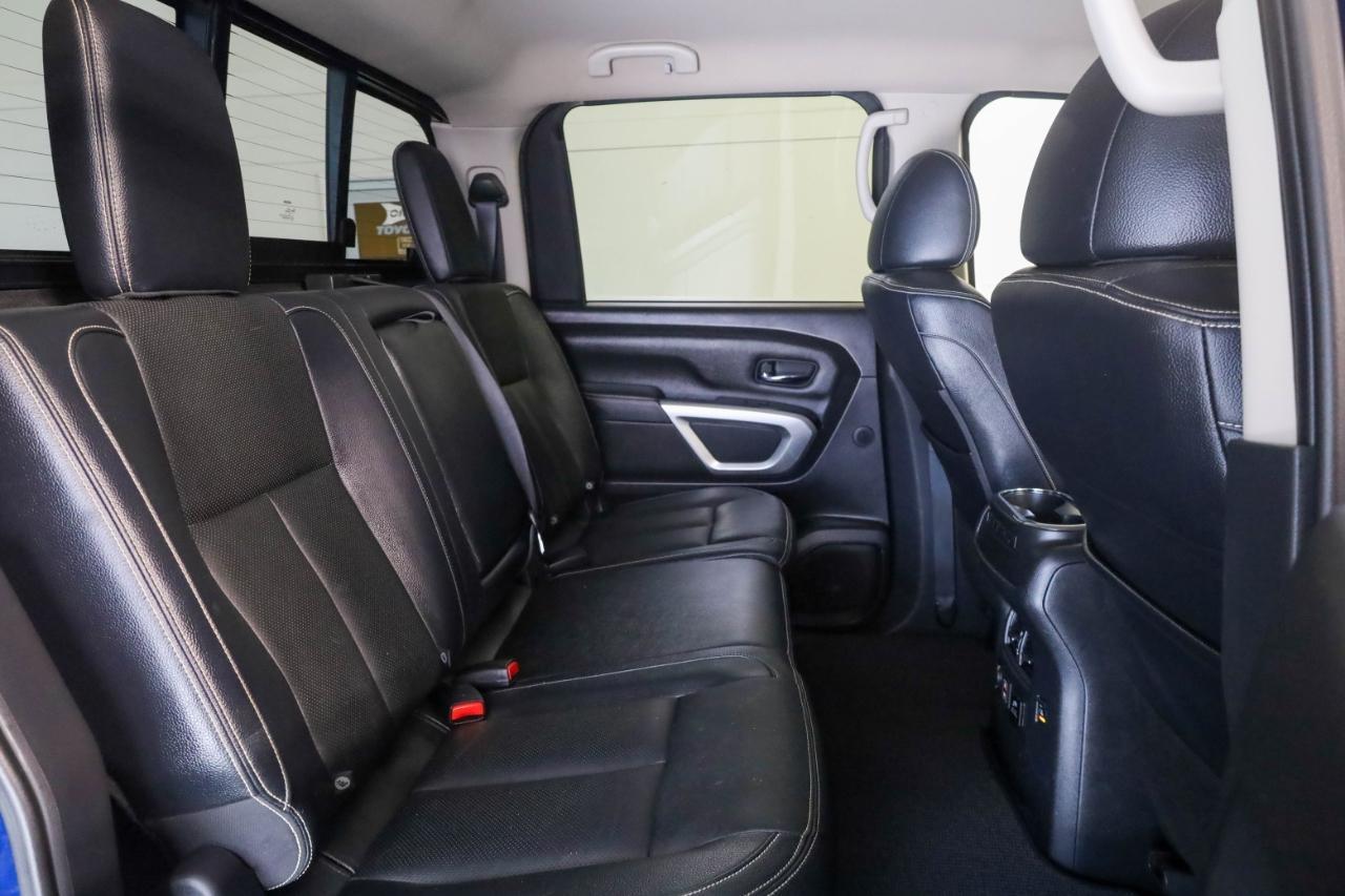 Nissan Titan 4x4 Crew Cab PRO-4X 2019