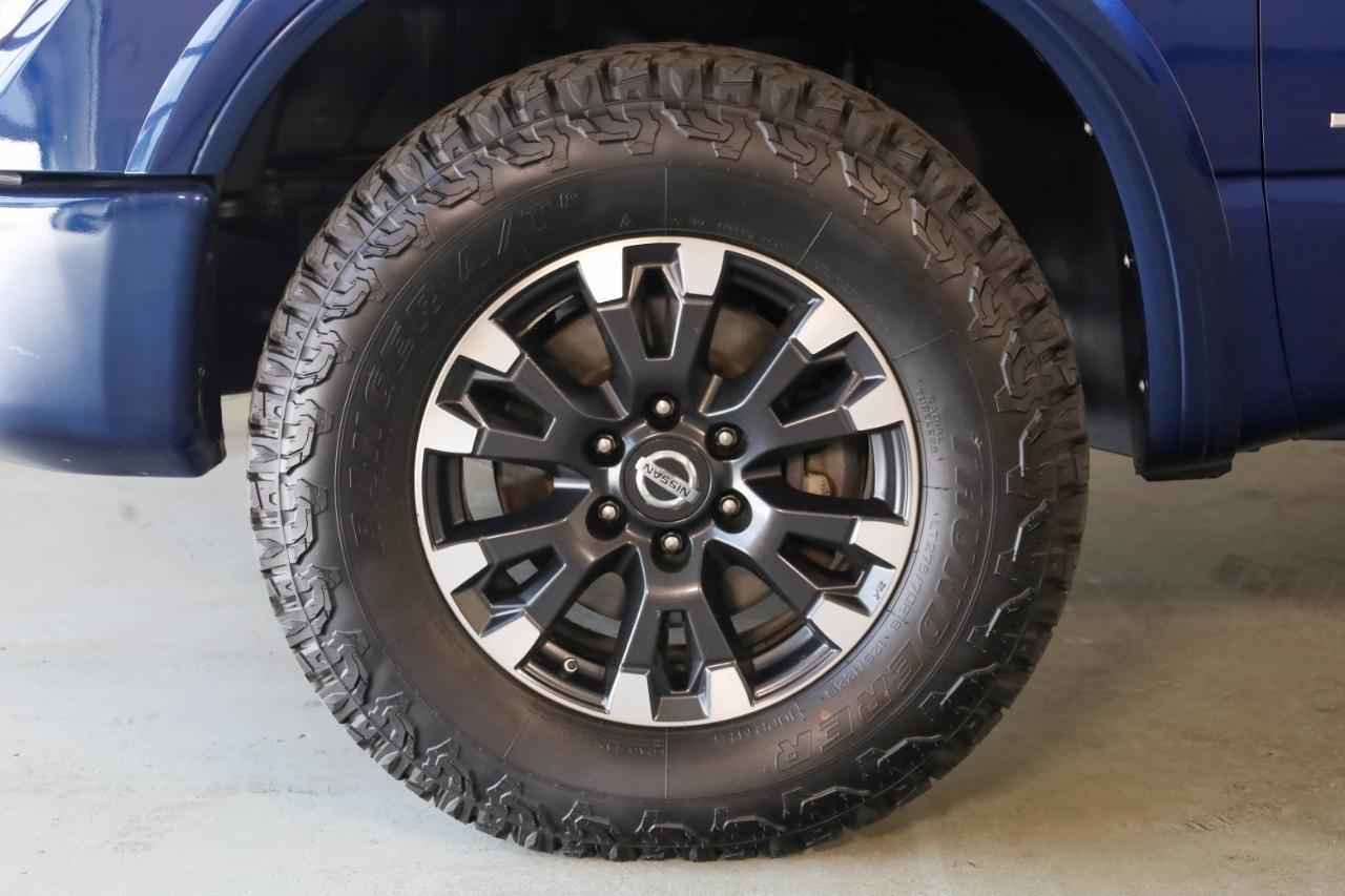 Nissan Titan 4x4 Crew Cab PRO-4X 2019