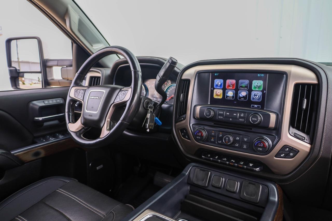 GMC Sierra 3500HD 4WD Crew Cab 167.7" Denali 2018