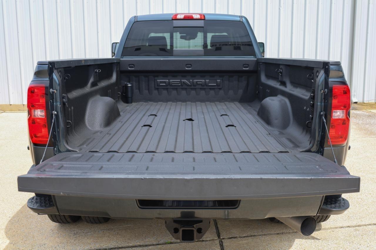 GMC Sierra 3500HD 4WD Crew Cab 167.7" Denali 2018