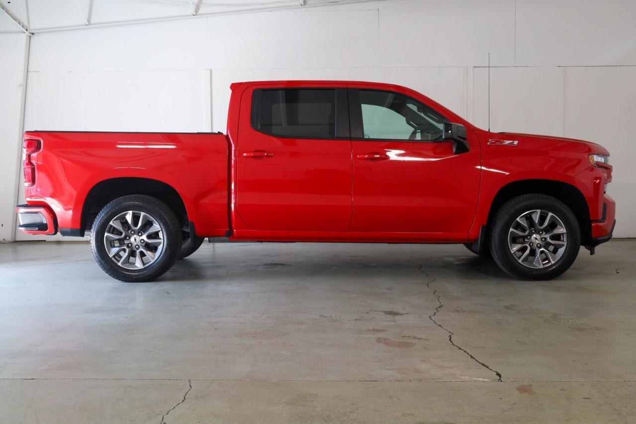 Chevrolet Silverado 1500 4WD Crew Cab 147" RST 2021