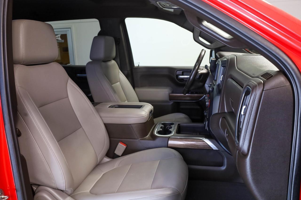 Chevrolet Silverado 1500 4WD Crew Cab 147" RST 2021