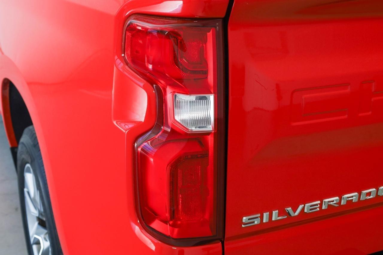 Chevrolet Silverado 1500 4WD Crew Cab 147" RST 2021