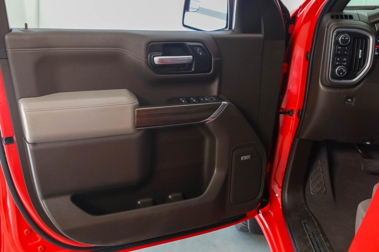 Chevrolet Silverado 1500 4WD Crew Cab 147" RST 2021