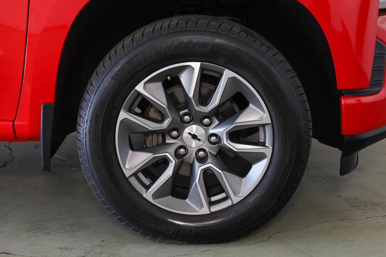 Chevrolet Silverado 1500 4WD Crew Cab 147" RST 2021