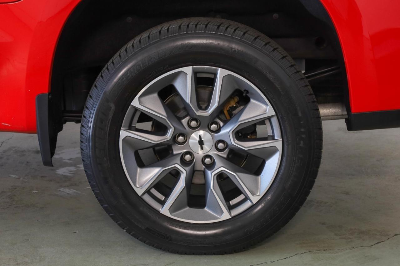 Chevrolet Silverado 1500 4WD Crew Cab 147" RST 2021