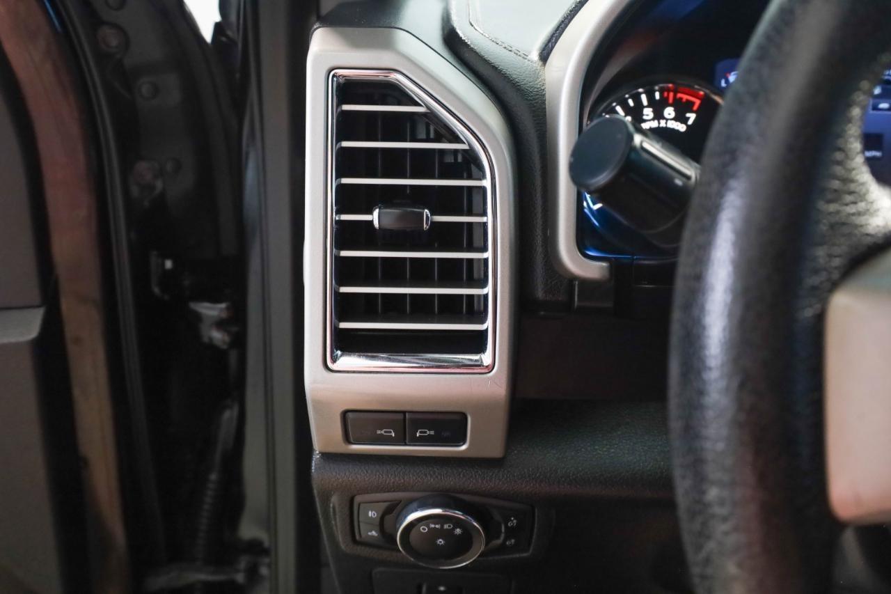 Ford F-150 4WD SuperCrew 145" King Ranch 2016