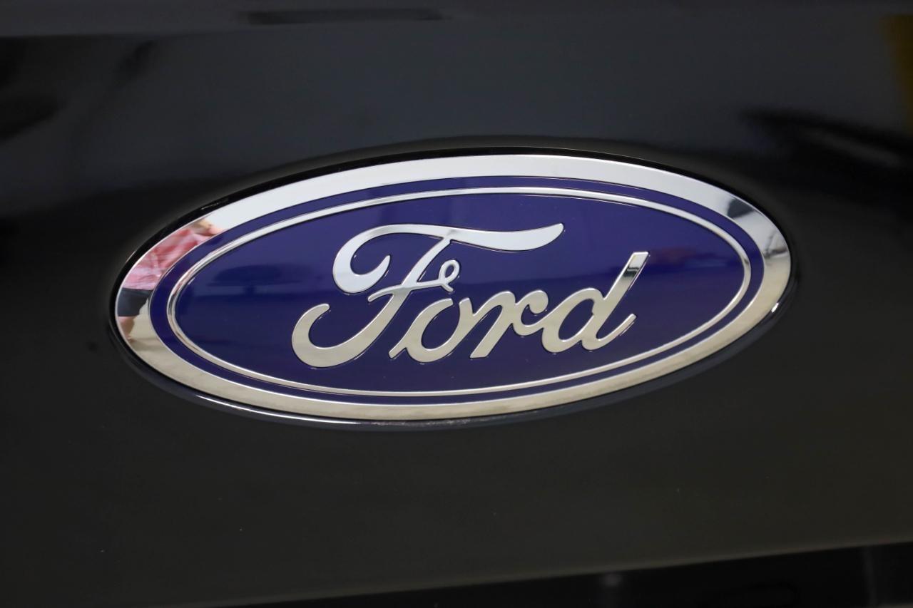 Ford F-150 4WD SuperCrew 145" King Ranch 2016