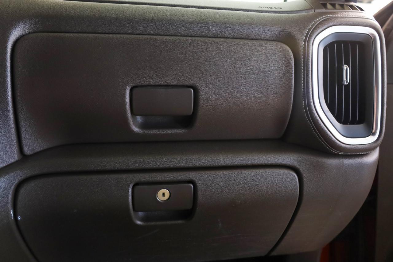 GMC Sierra 2500HD 4WD Double Cab 162" SLT 2022