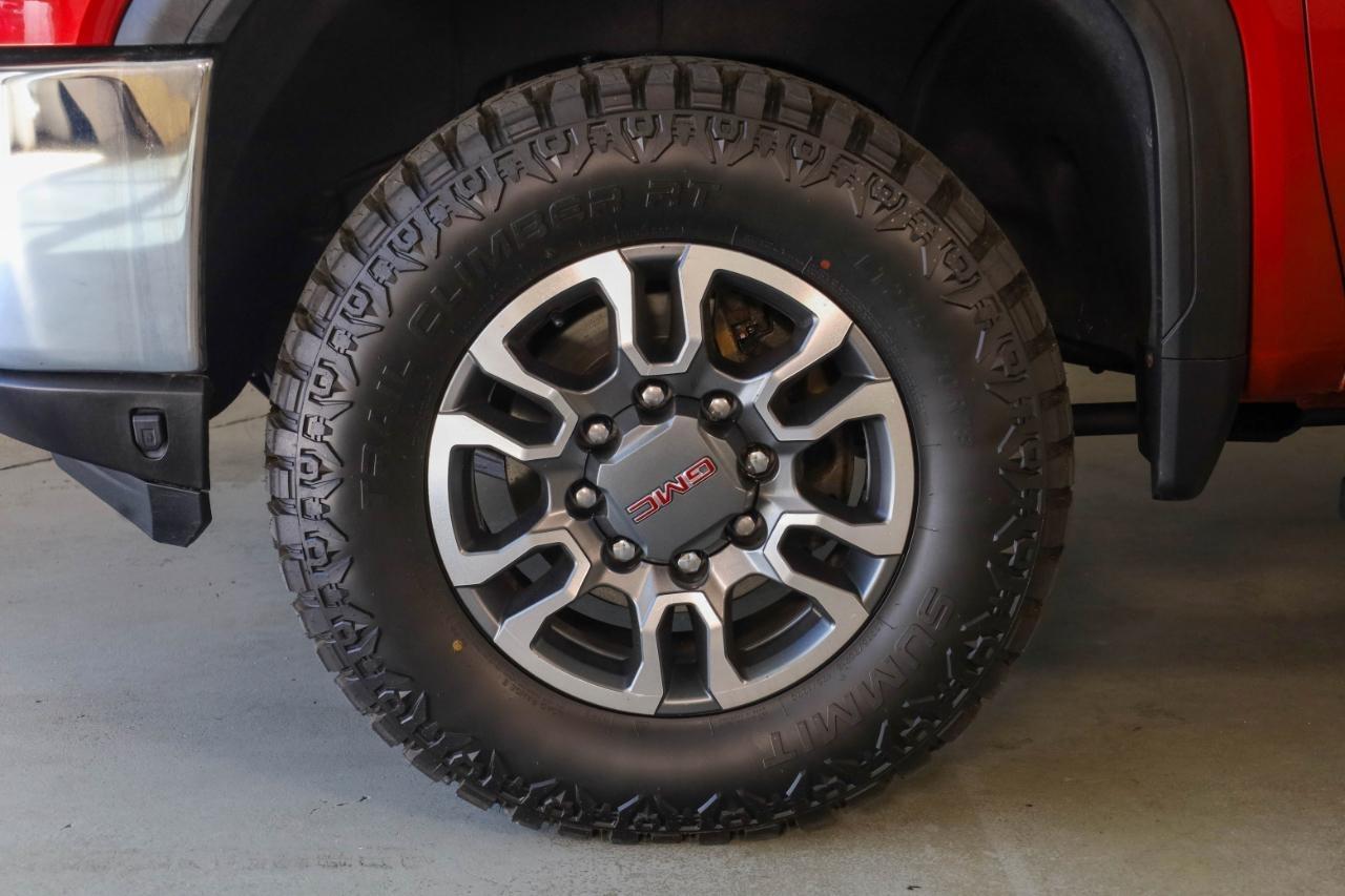 GMC Sierra 2500HD 4WD Double Cab 162" SLT 2022