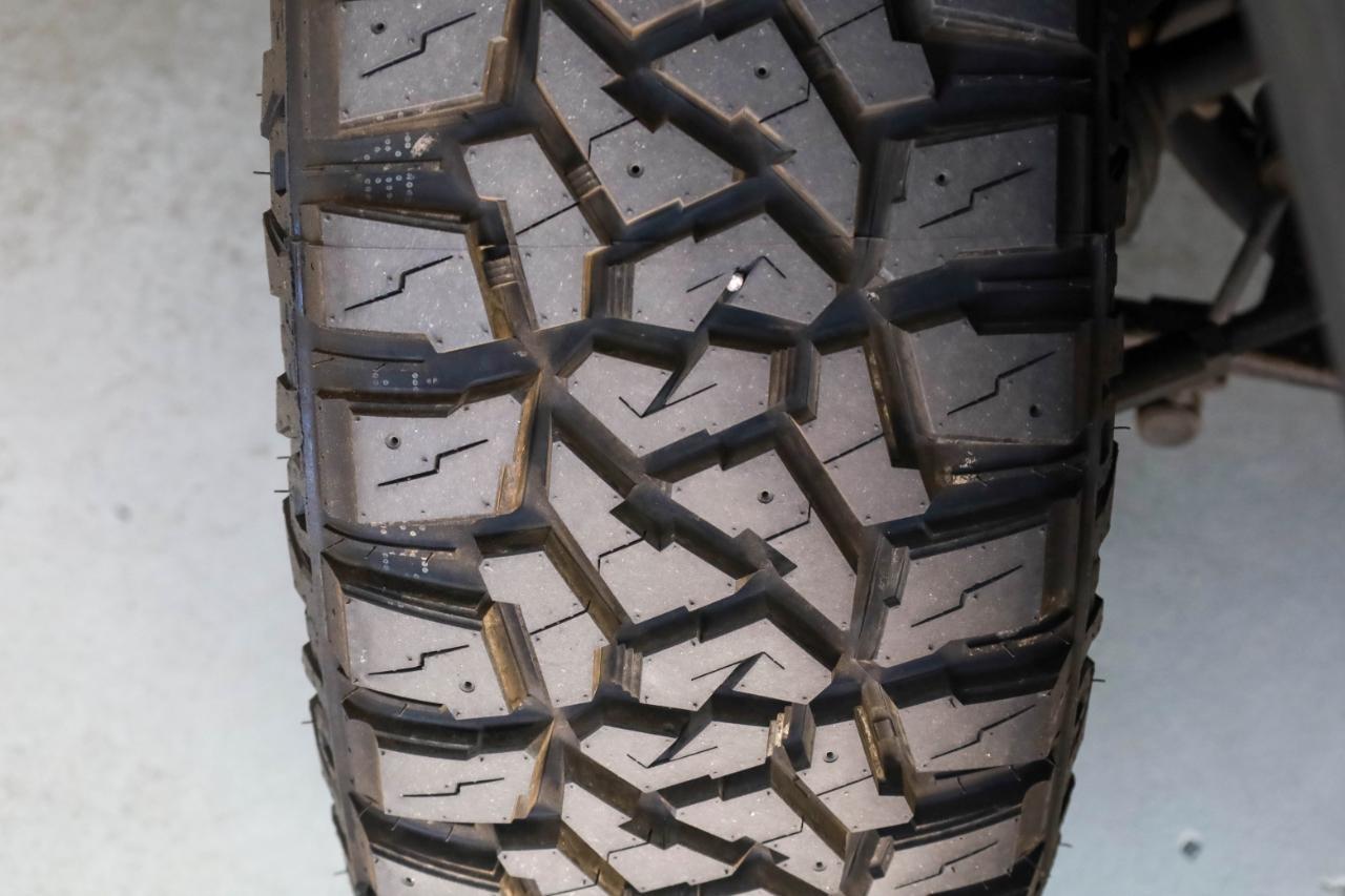 GMC Sierra 2500HD 4WD Double Cab 162" SLT 2022