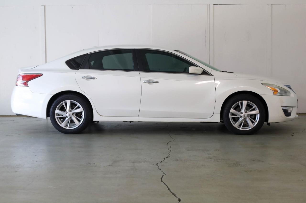 Nissan Altima 4dr Sdn I4 2.5 SV 2014
