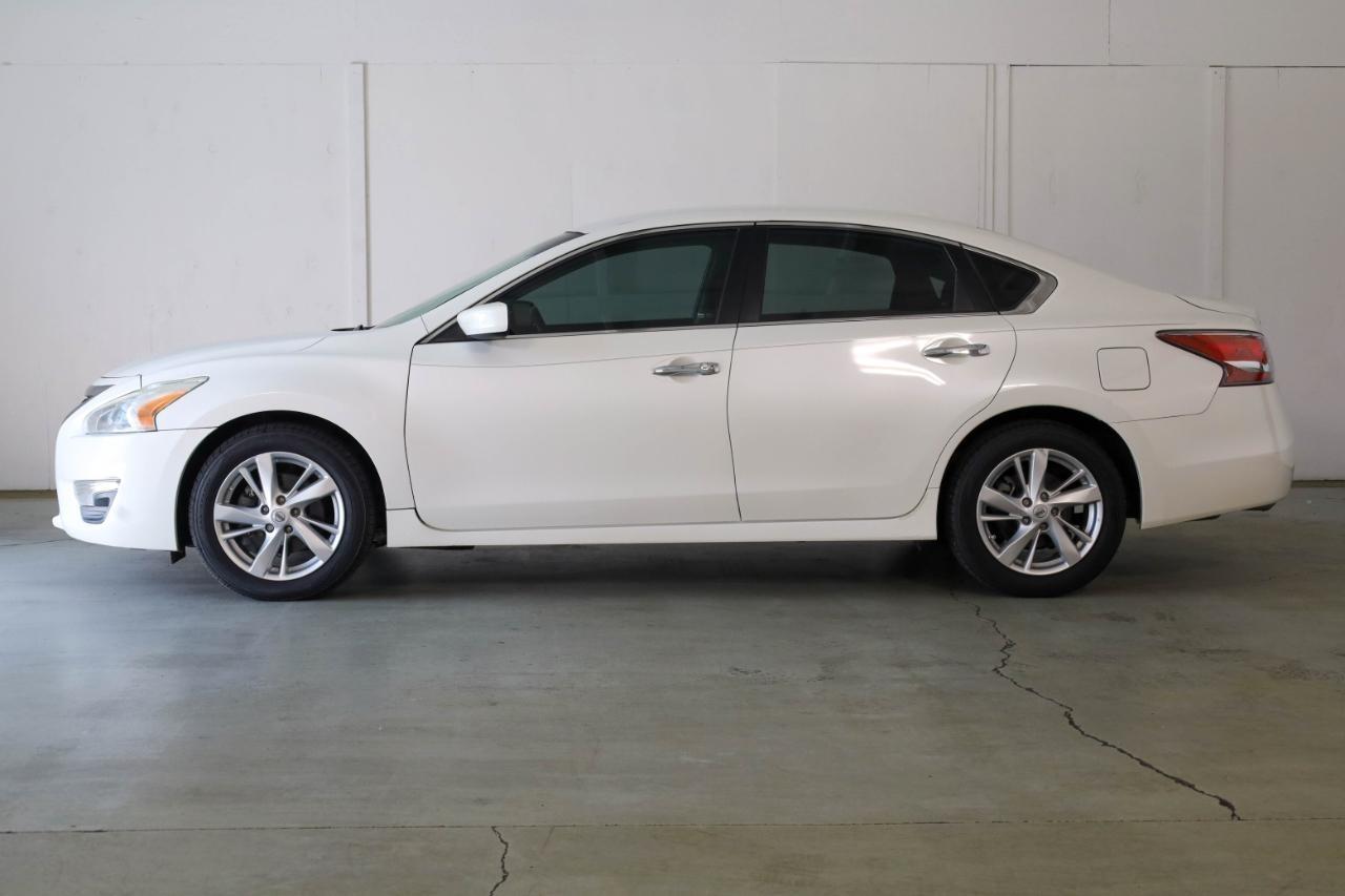 Nissan Altima 4dr Sdn I4 2.5 SV 2014