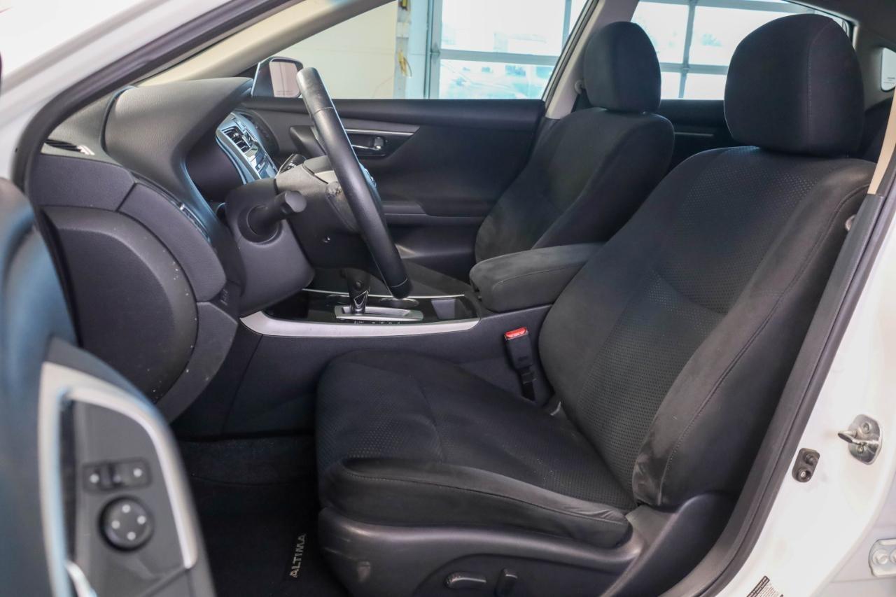 Nissan Altima 4dr Sdn I4 2.5 SV 2014