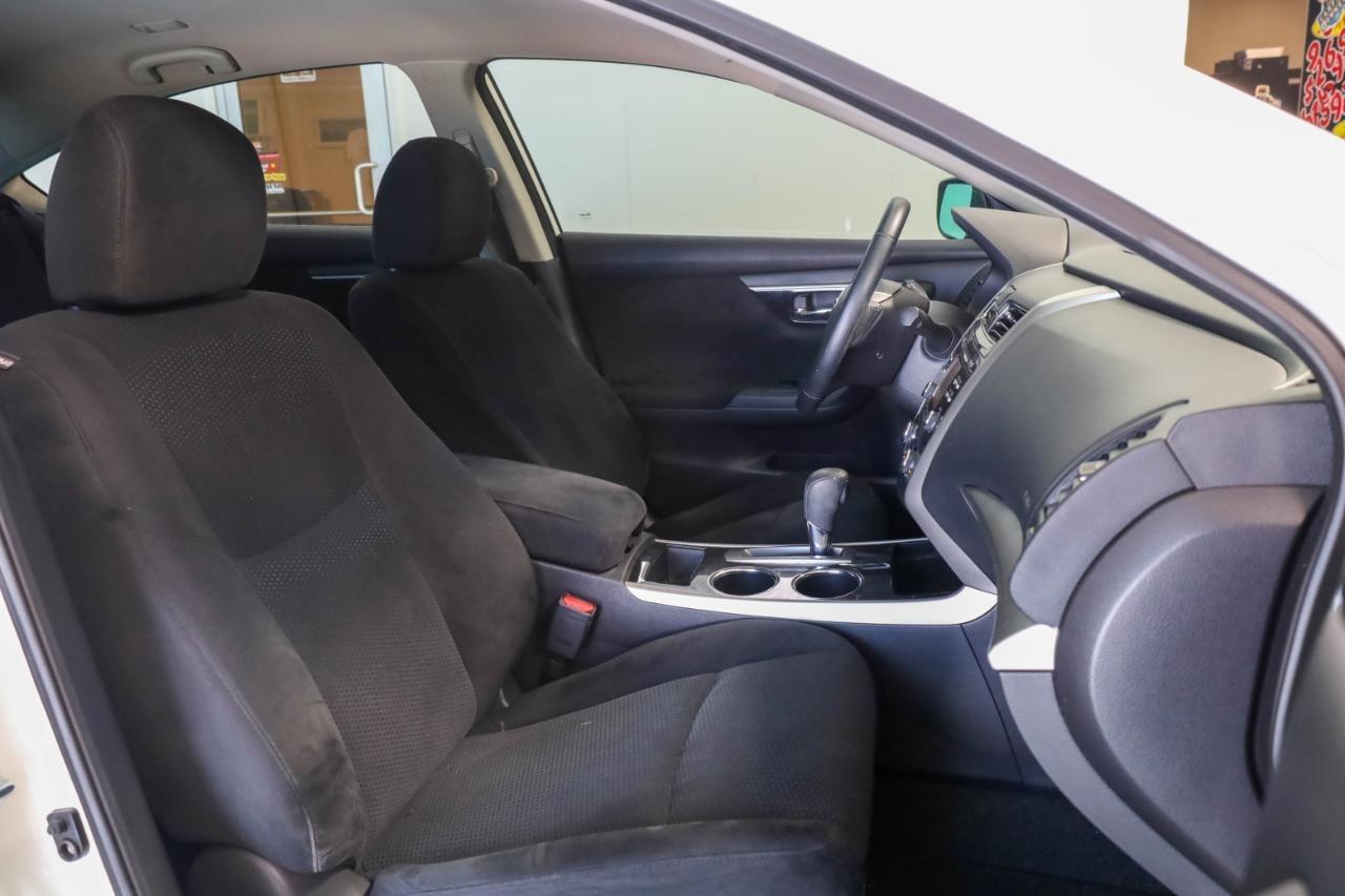 Nissan Altima 4dr Sdn I4 2.5 SV 2014