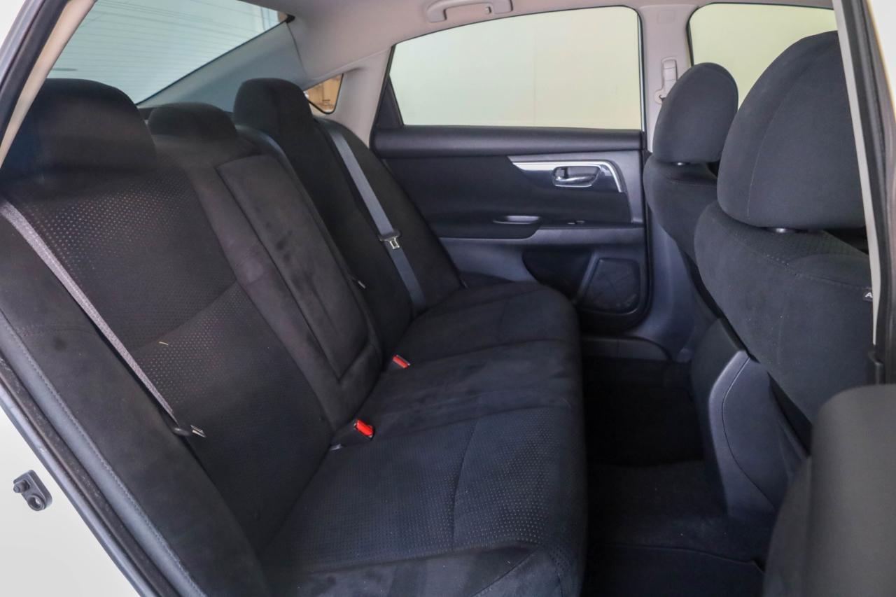 Nissan Altima 4dr Sdn I4 2.5 SV 2014