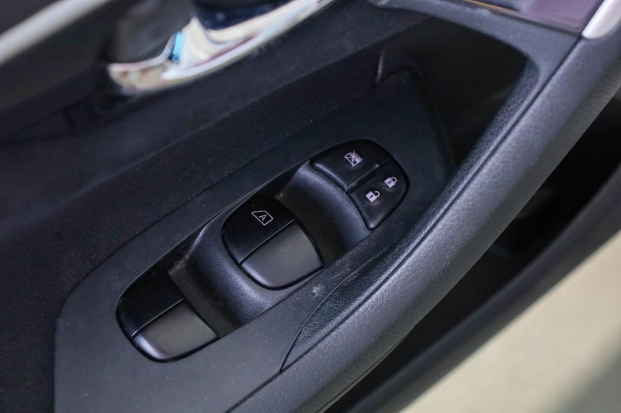 Nissan Altima 4dr Sdn I4 2.5 SV 2014