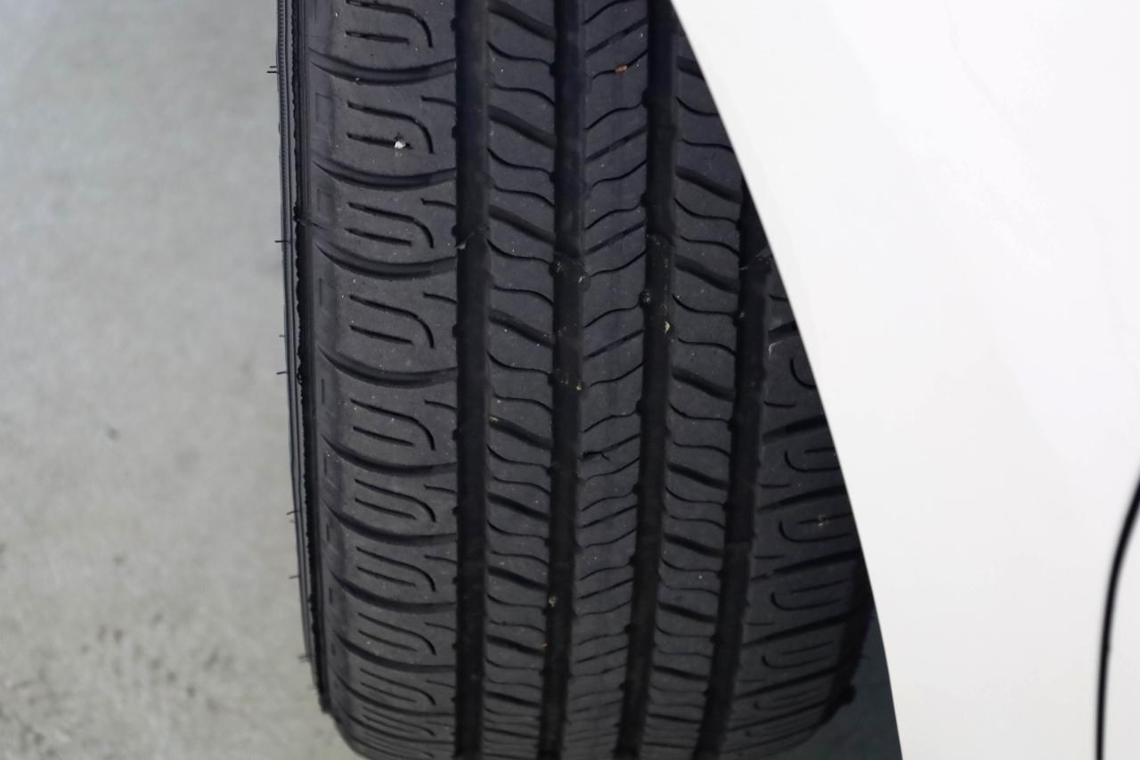 Nissan Altima 4dr Sdn I4 2.5 SV 2014