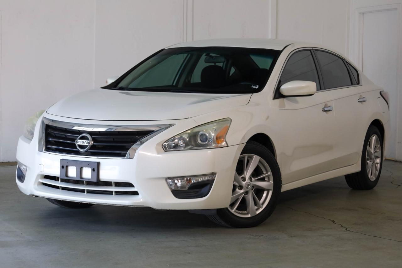 Nissan Altima 4dr Sdn I4 2.5 SV 2014