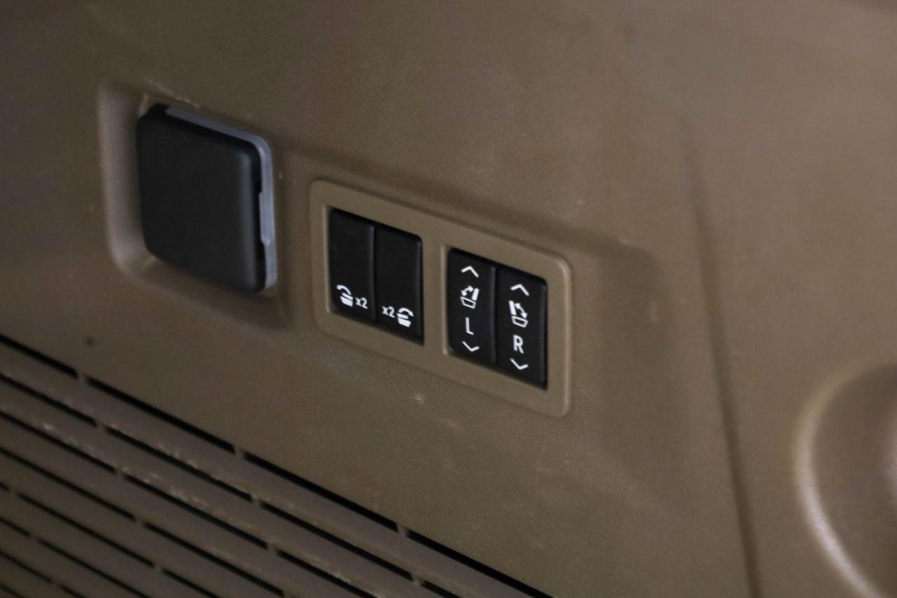 GMC Yukon 4WD 4dr Denali 2021