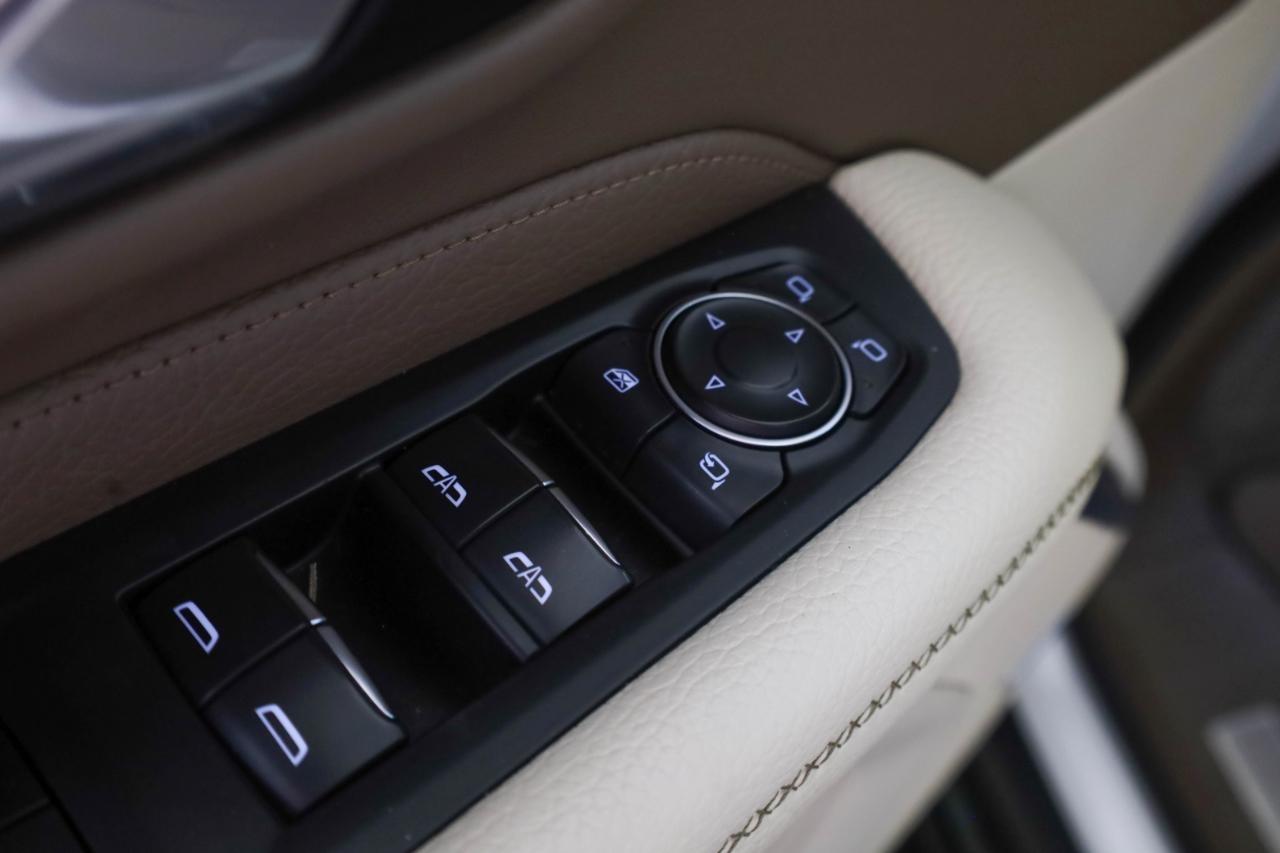 GMC Yukon 4WD 4dr Denali 2021