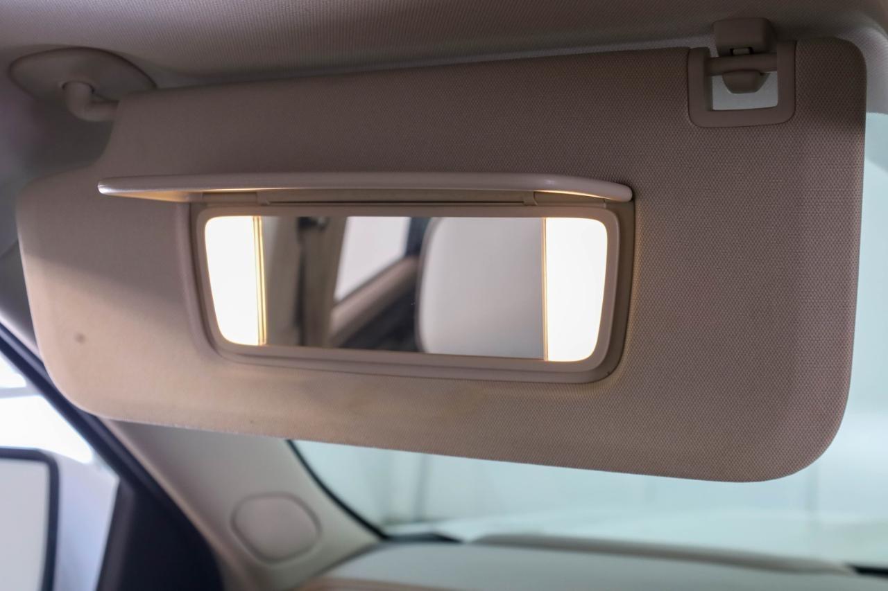 GMC Yukon 4WD 4dr Denali 2021