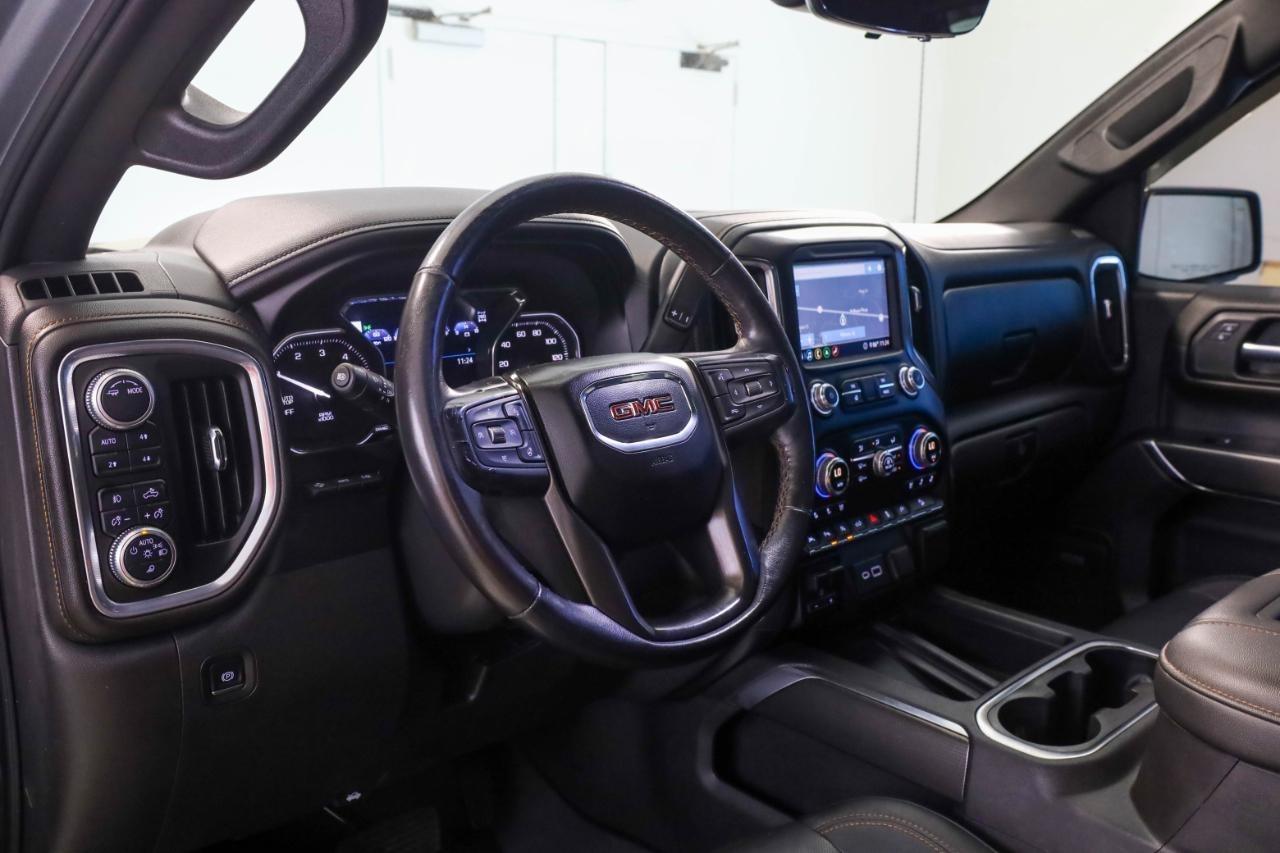 GMC Sierra 1500 4WD Crew Cab 147" AT4 2020