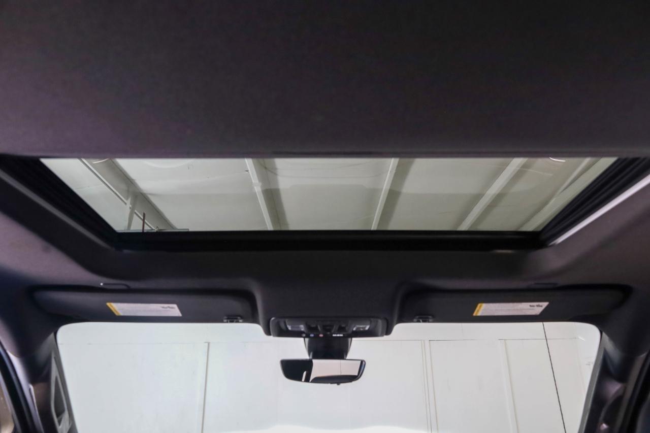 GMC Sierra 1500 4WD Crew Cab 147" AT4 2020