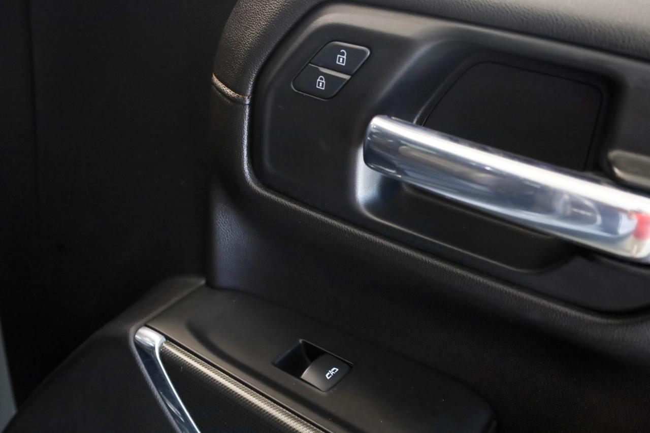 GMC Sierra 1500 4WD Crew Cab 147" AT4 2020