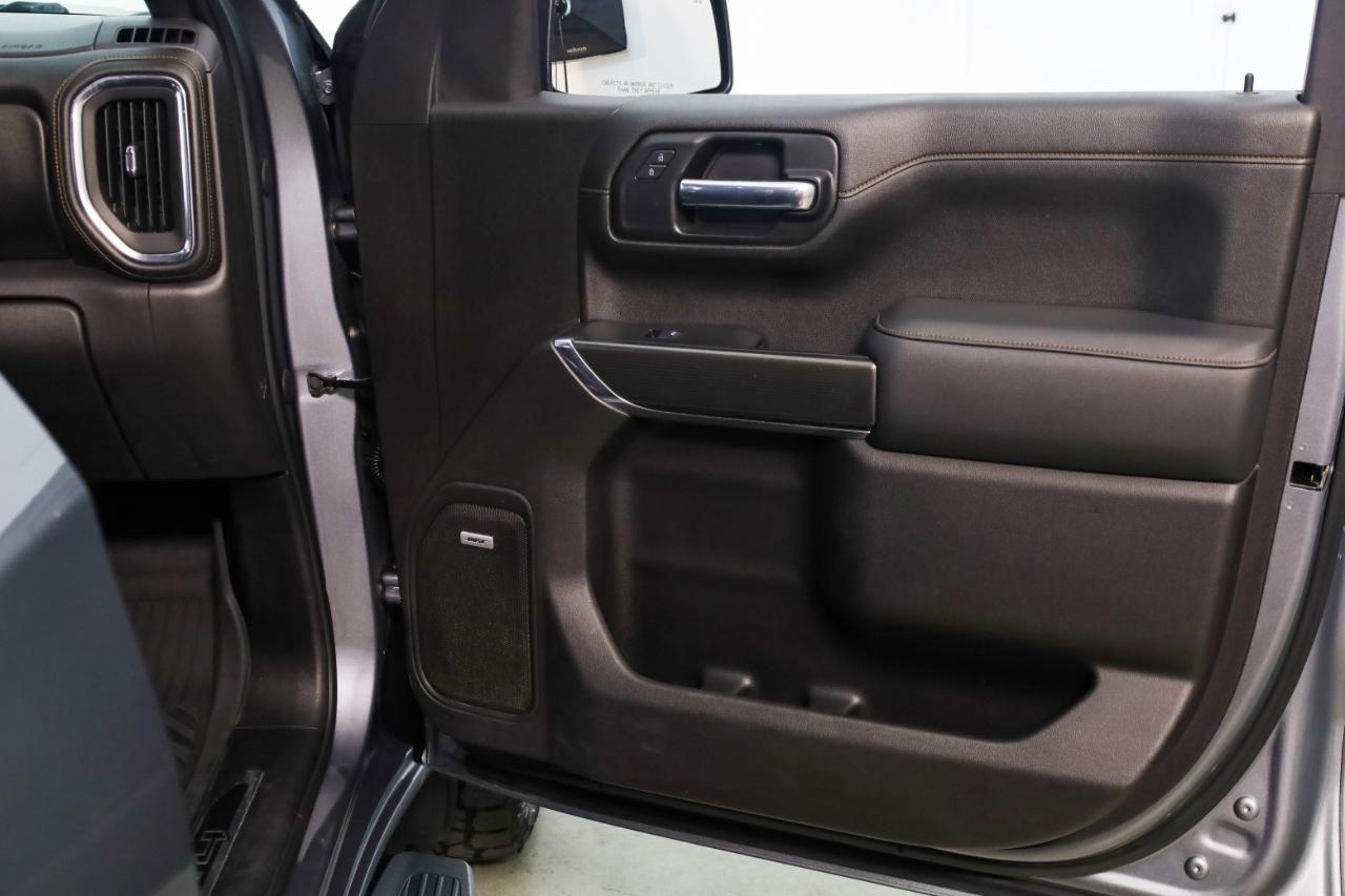 GMC Sierra 1500 4WD Crew Cab 147" AT4 2020