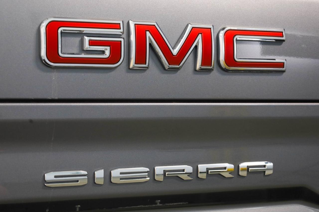 GMC Sierra 1500 4WD Crew Cab 147" AT4 2020
