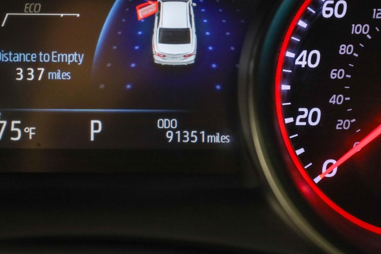 Toyota Camry XSE Auto (Natl) 2021