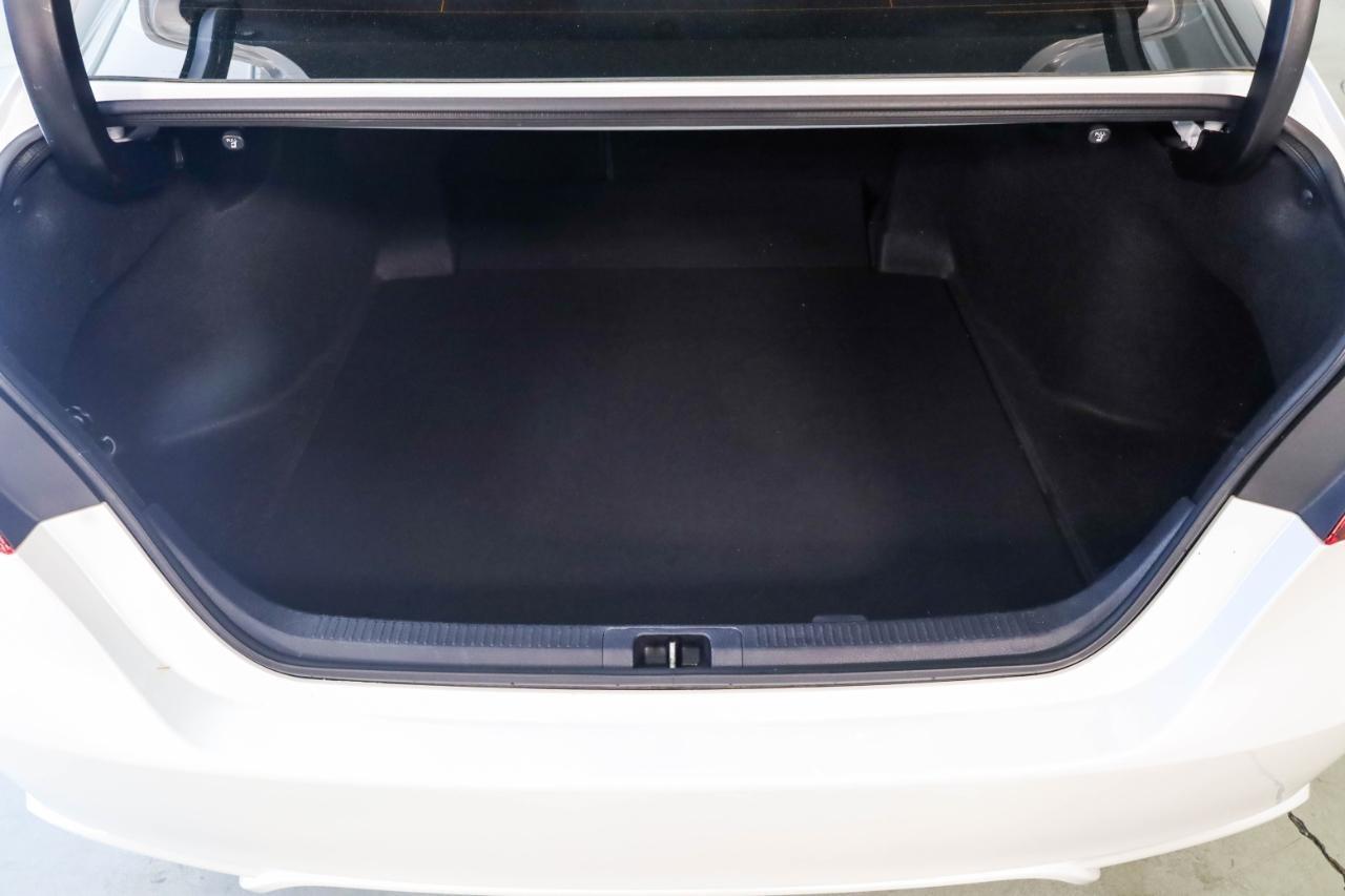 Toyota Camry XSE Auto (Natl) 2021