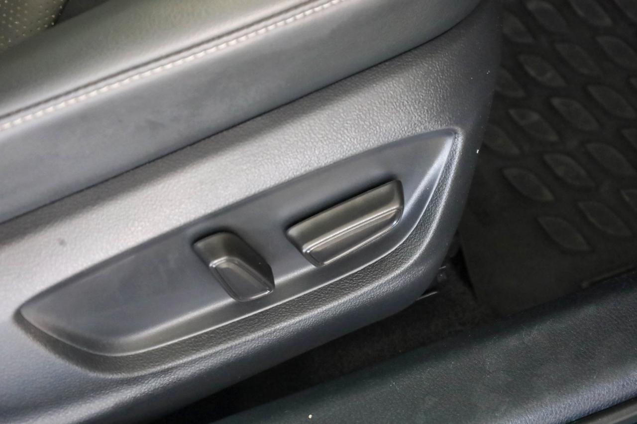 Toyota Camry XSE Auto (Natl) 2021