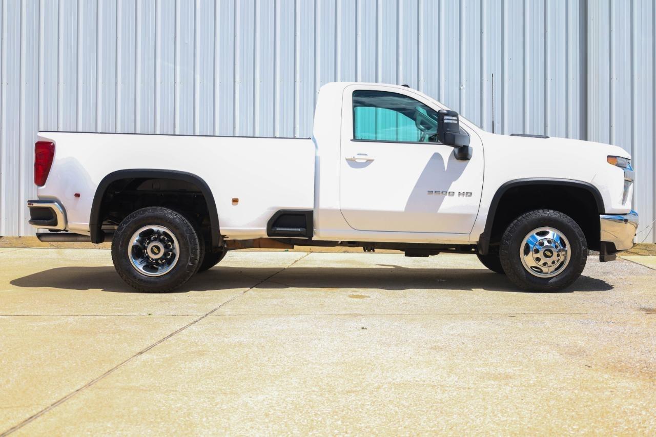 Chevrolet Silverado 3500HD 2WD Reg Cab 142" LT 2022