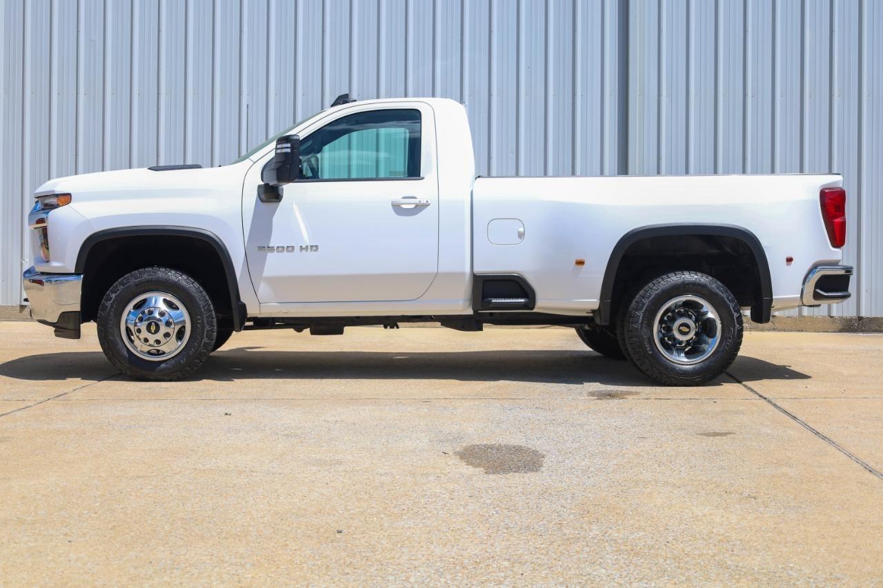 Chevrolet Silverado 3500HD 2WD Reg Cab 142" LT 2022