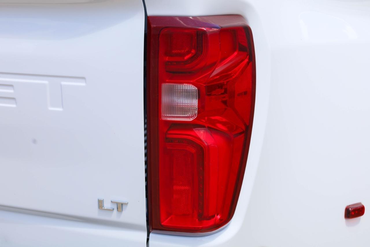 Chevrolet Silverado 3500HD 2WD Reg Cab 142" LT 2022