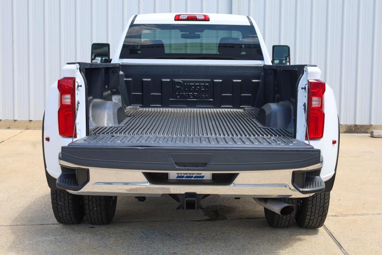 Chevrolet Silverado 3500HD 2WD Reg Cab 142" LT 2022