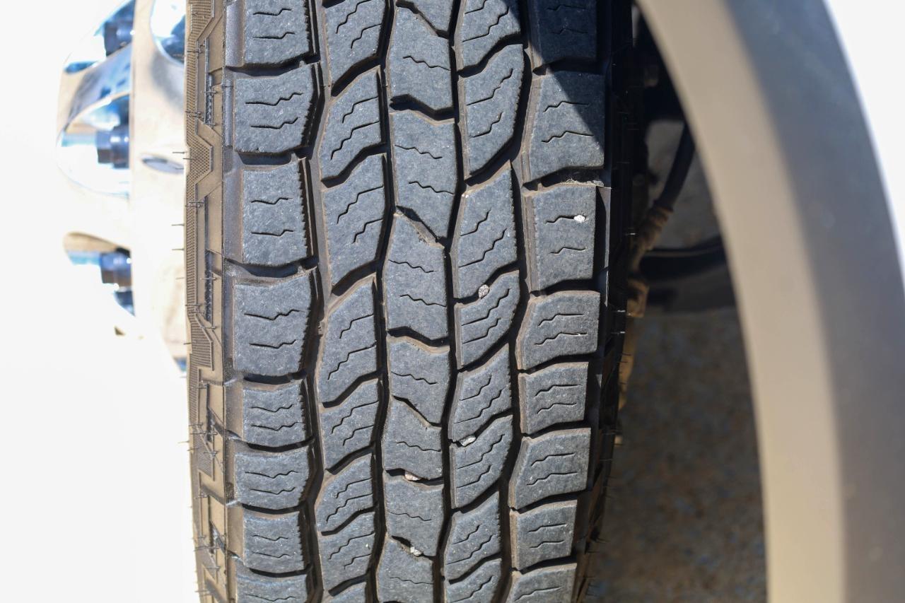 Chevrolet Silverado 3500HD 2WD Reg Cab 142" LT 2022