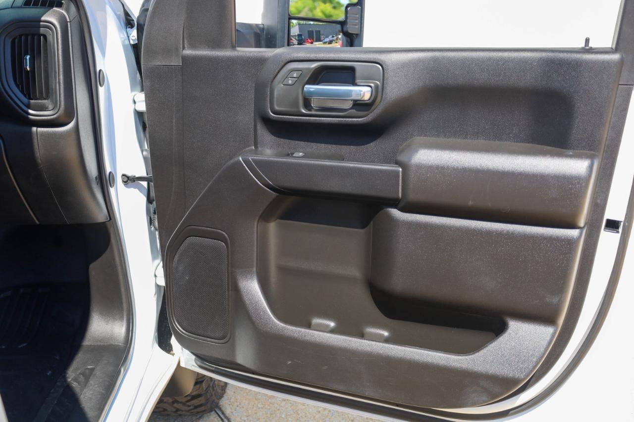 Chevrolet Silverado 3500HD 4WD Crew Cab 172" Work Truck 2025