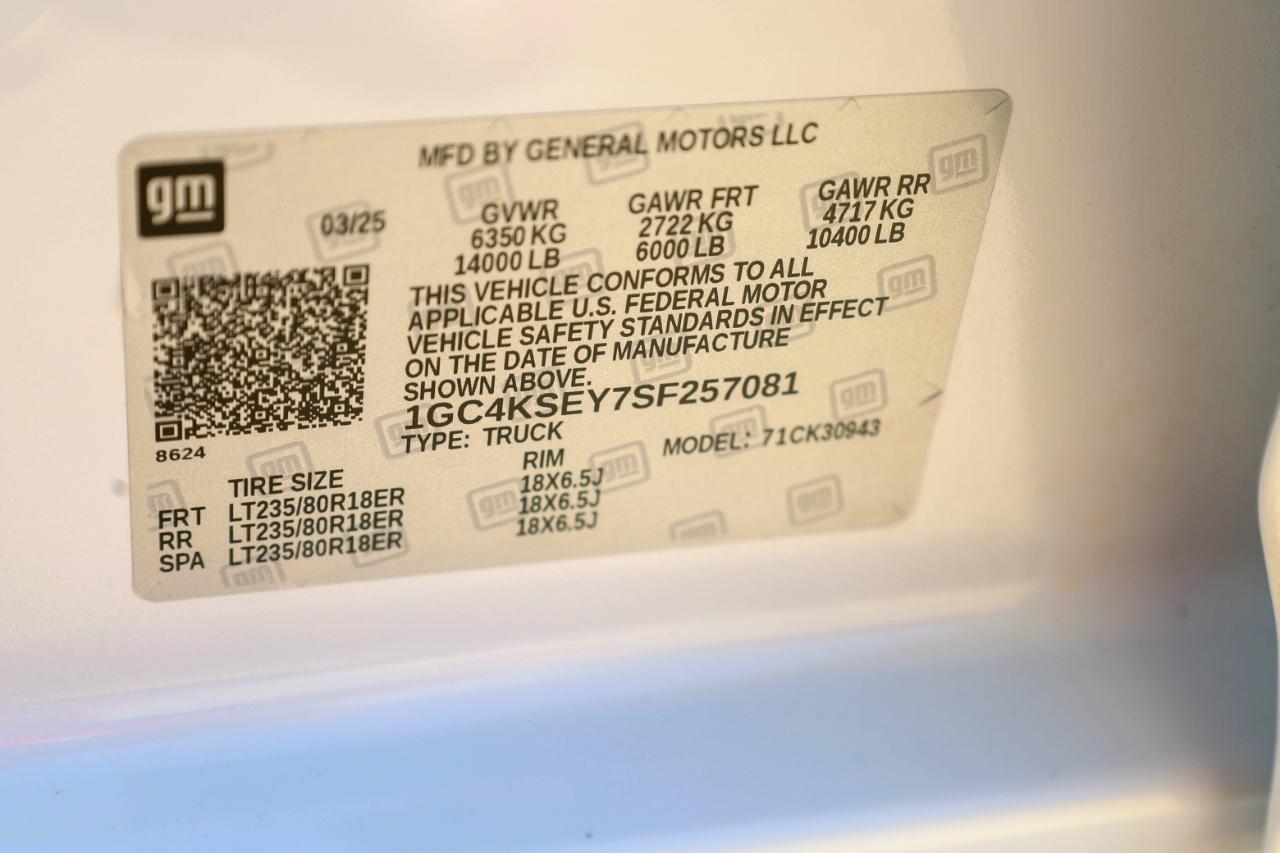 Chevrolet Silverado 3500HD 4WD Crew Cab 172" Work Truck 2025