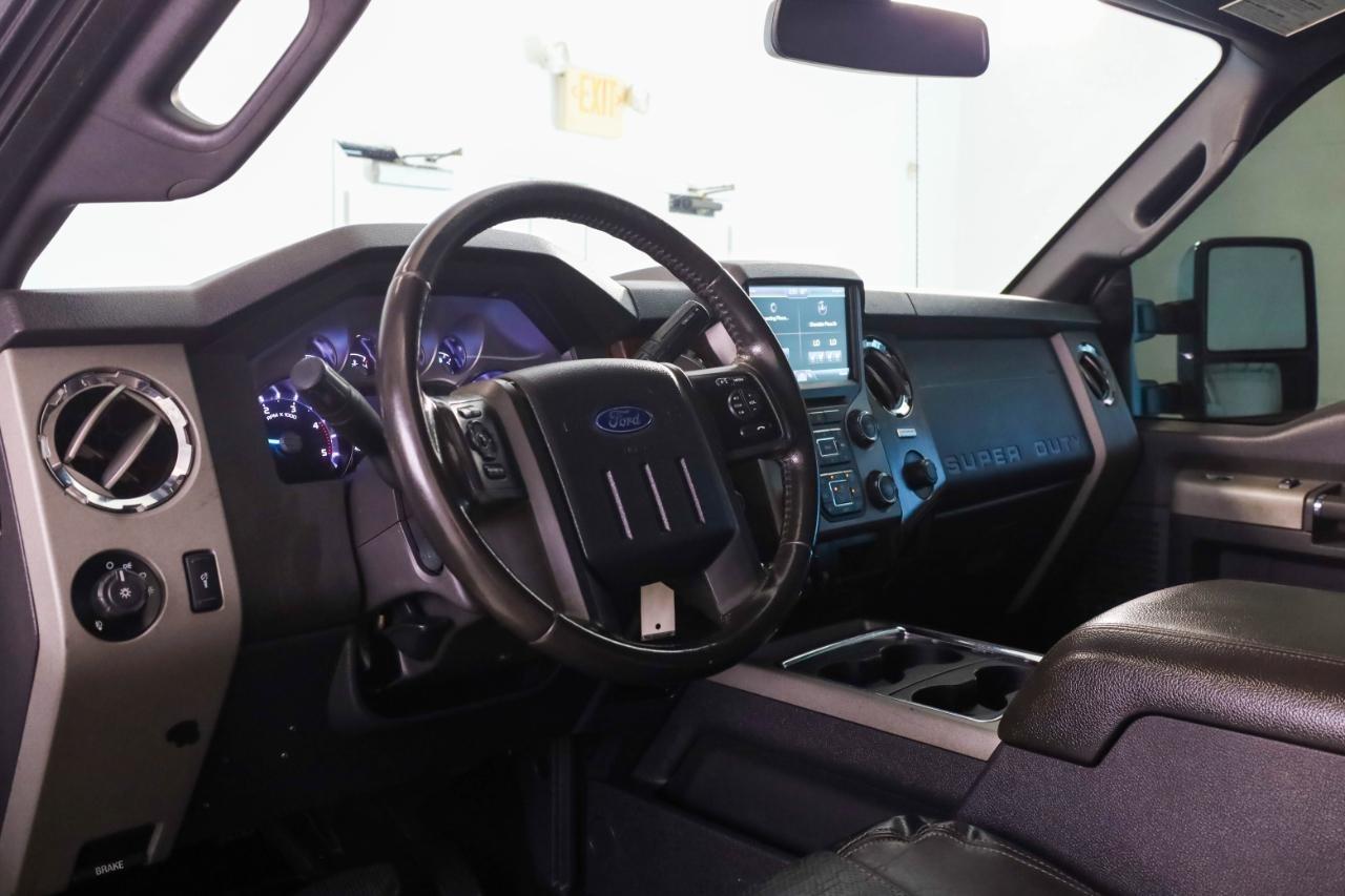 Ford Super Duty F-350 SRW 4WD Crew Cab 156" King Ranch 2016