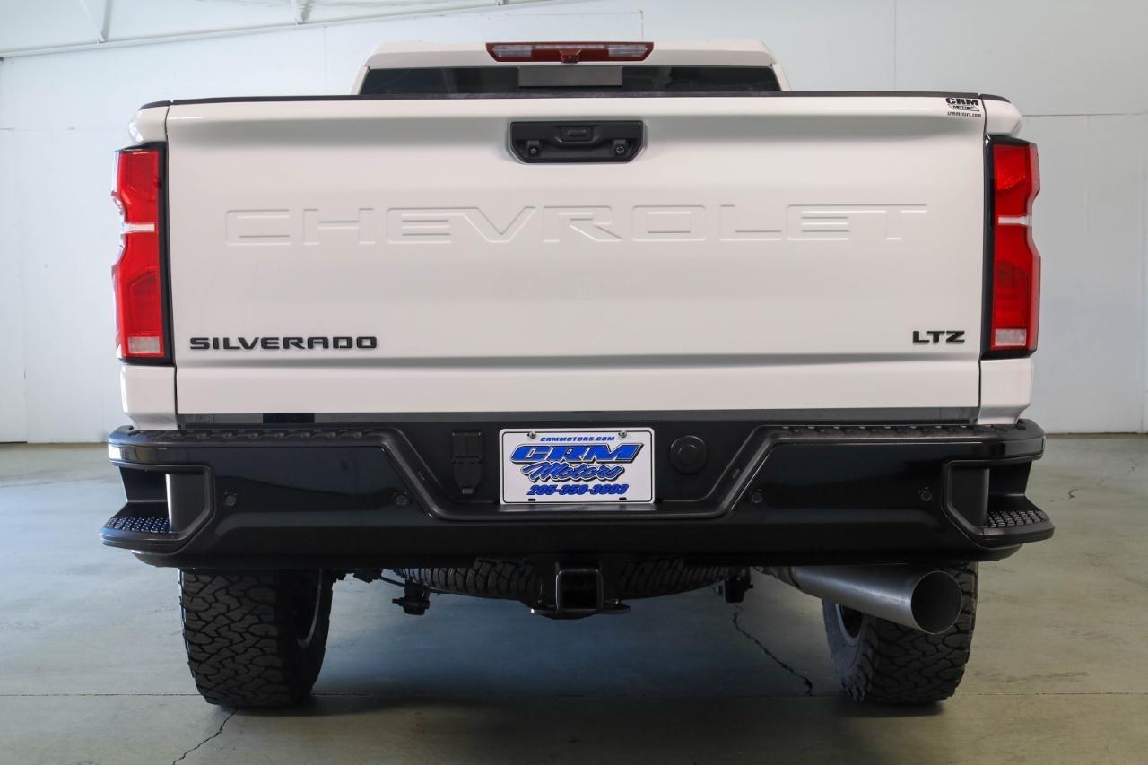 Chevrolet Silverado 2500HD 4WD Crew Cab 159" LTZ 2025